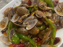 -四川小胡子海鲜(丁村万人海鲜广场店)