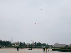 -汇泉广场