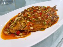 武昌鱼/清江边鱼-亢龙太子酒轩(东湖店)