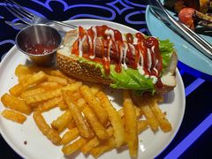 -K+全国连锁KTV(绿地缤纷天地店)