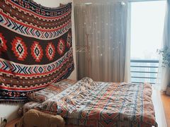 -秘境影院式酒店(苏州平江万达广场店)