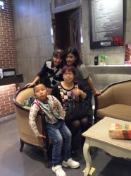 -汪正影业素摄儿童摄影工作室(星摩尔购物中心店)