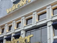 -温莎KTV(珠江路店)