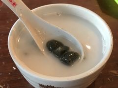 -海口骑楼小吃街