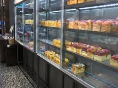 面包甜点陈列柜-糖涩(新佳丽店)