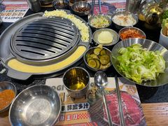 -GOGIYA·咕叽吖韩国传统烤肉店(东方新天地店)