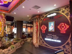 -小天鹅火锅·一线江景洪鼎旗舰店(洪崖洞店)