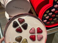 -Laderach 莱德拉(上海环贸iapm店)