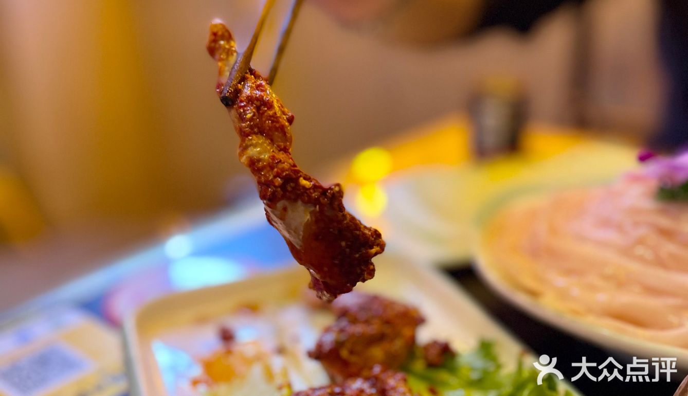 值得奔赴的正统雾都老火锅