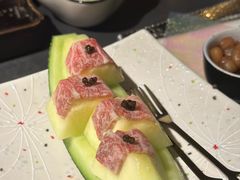 -铭牛烧肉·和牛海鲜自助(高新月牙湖店)