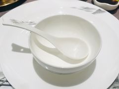 -鼎泰亨·海鲜牛肉餐厅(滨江店)