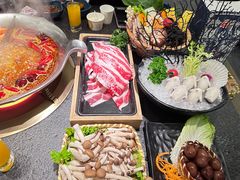 -湊湊火锅·茶憩(打浦桥日月光店)