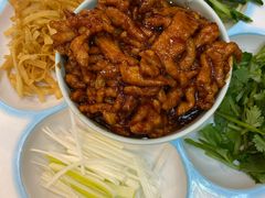 -合合春饼·酱骨·东北菜(潘家园店)