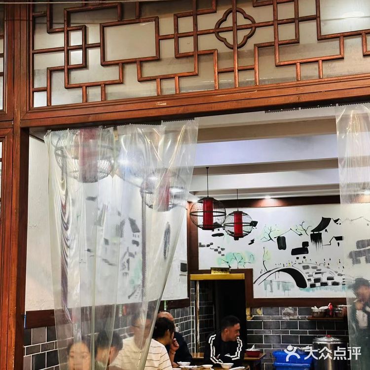 朋友非拽着我去吃跷脚牛肉!没想到这么惊艳!!