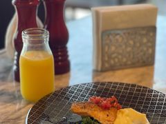 -三亚亚龙湾瑞吉酒店·宴悦Driftwood·游水海鲜·牛排·草坪·私人定制