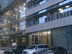 -跃动游泳健身俱乐部(新华传媒店)