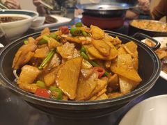 干锅土豆片-北平味道.京味菜.烤鸭(梨园店)