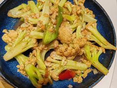 -蚝堡·生蚝海鲜烧烤物种起源•海肠捞饭(刘公岛店)
