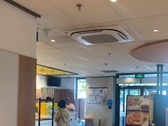 -麦当劳(玉桥中路店)