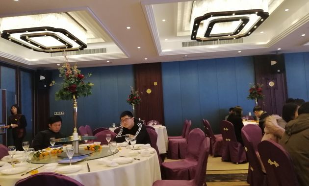 婚宴/宴会场地 萧山区 湘湖 古越人家酒店·宴会厅地址: 湘湖路132号