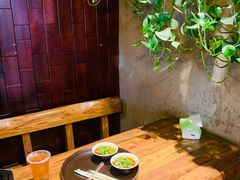 -万记麻辣烫国展总店