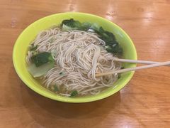-华中科技大学东三学生食堂