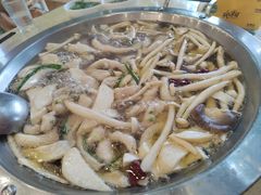 珍菌锅-芭夯兔·无骨兔汤锅(华阳店)