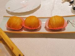 榴莲酥-荣粤酒家·融合粤菜·海鲜火锅