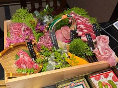 -山川小町·极番烧肉(新地假日广场店)