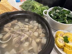 -烹然四季椰子鸡火锅(团结湖总店)