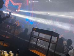 -MEGA PARTY CLUB