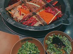 -宽板凳老灶火锅(簋街店)