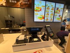 -麦当劳(深圳北站高铁店)