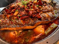 -鸣记脆皮烤鱼·海鲜烤鱼(三八广场店)