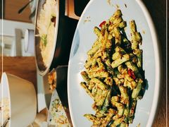 -蜜桃餐厅·伴山(湖滨商业街店)