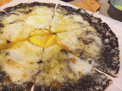 黑松露披萨-Carbon莫卡哆·意大利复古集市餐厅(杭州大厦店)
