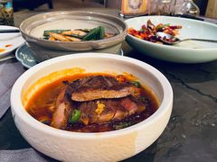 红汤酸菜灼和牛-西安凯悦酒店·湖畔中餐厅