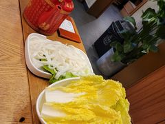 -邹开喜·炭炉鸡煲·海鲜火锅(虹口足球场店)