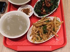-护国寺小吃店(红莲南路店)