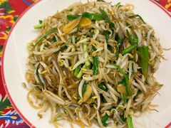 -闯关东东北农家菜(崂山石老人店)