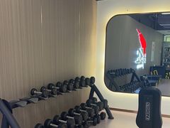 -英派斯健身旗舰店(海信国际中心馆)