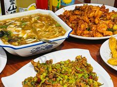 -恩宏德餐馆(平山道店)