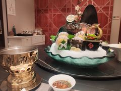 -鼎泰亨·海鲜牛肉餐厅(滨江店)