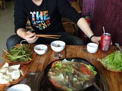 -阿婆情腊排骨火锅(金虹路店)