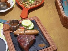 -西语炭烧牛排·西厨(石龙店)