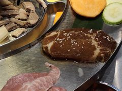 -哈哈碳都·牛肋条无限自助烤肉(台江万达店)
