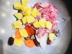 -313羊庄·羊肉火锅烧烤(李村店)