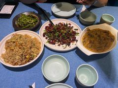 -香巴拉云南餐厅(华莱坞店)