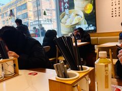-馋三尺蟹粉小笼(人民广场店)