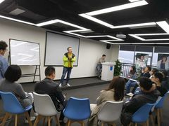 上课实景-新励成演讲口才培训(重庆渝中学训中心)